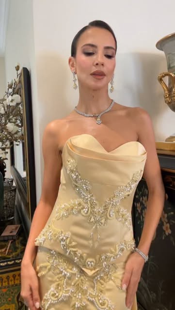 Unique Vintage Dubai on Instagram